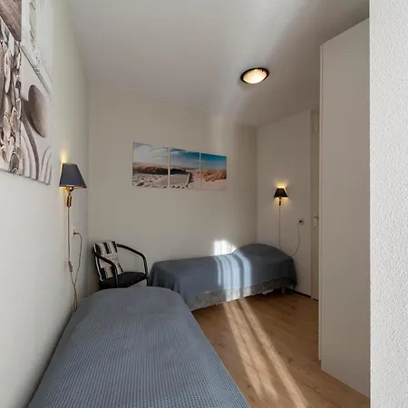 Near Dutch With Water Views Apartment *