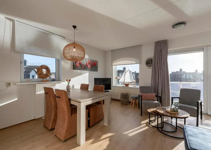 Near Dutch With Water Views